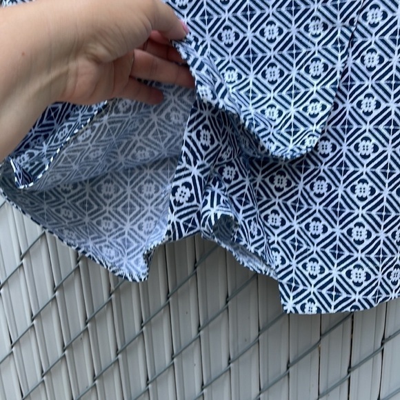 Hollister Blue and White Pattern Skort Size 9 - Picture 4 of 5